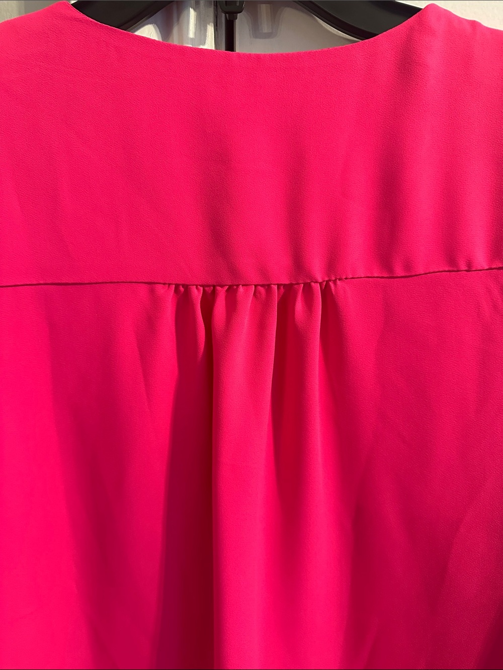 Vince Camuto Fuchsia V-Neck Ruffle Sleeve Blouse - Picture 10 of 11